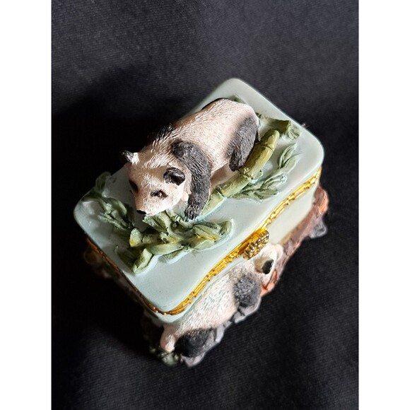 VTG Panda Trinket Box 3-dimensional Hinged - Picture 3 of 11